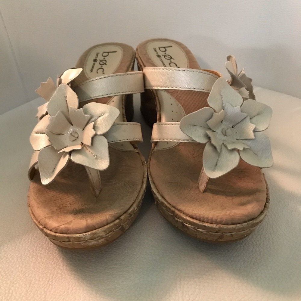 Born Concept White Leather Floral Wedges
